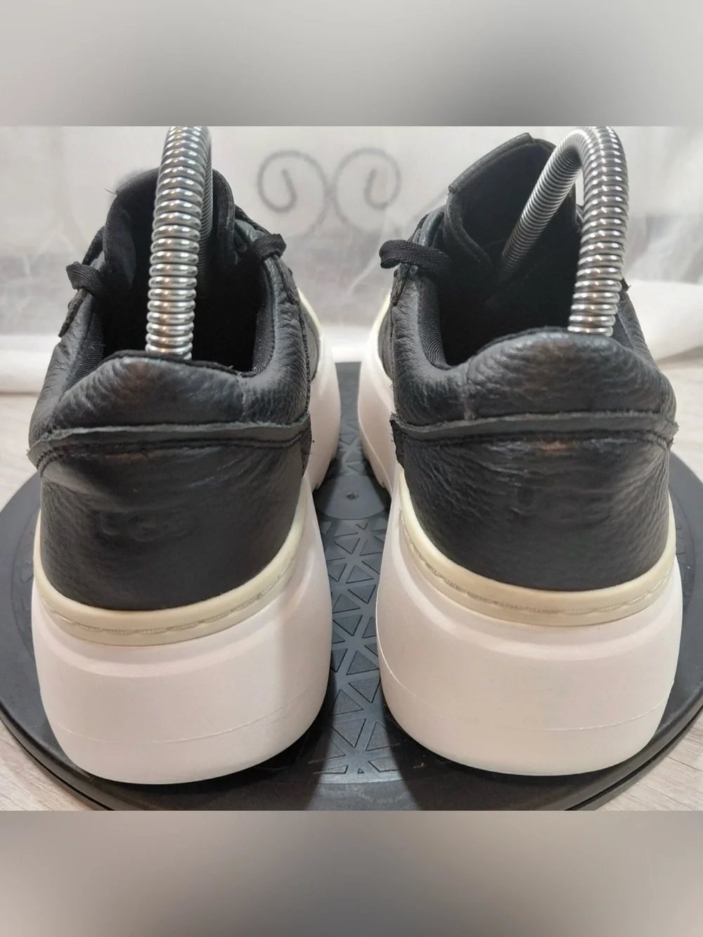UGG Women Marin Mega Lace Black Leather Platform Sneaker Bright White Sole W7.5